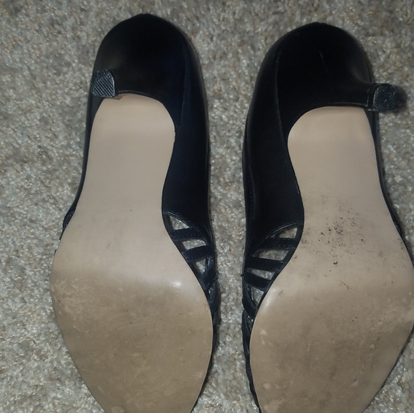 Shoe - Picture 5 of 5